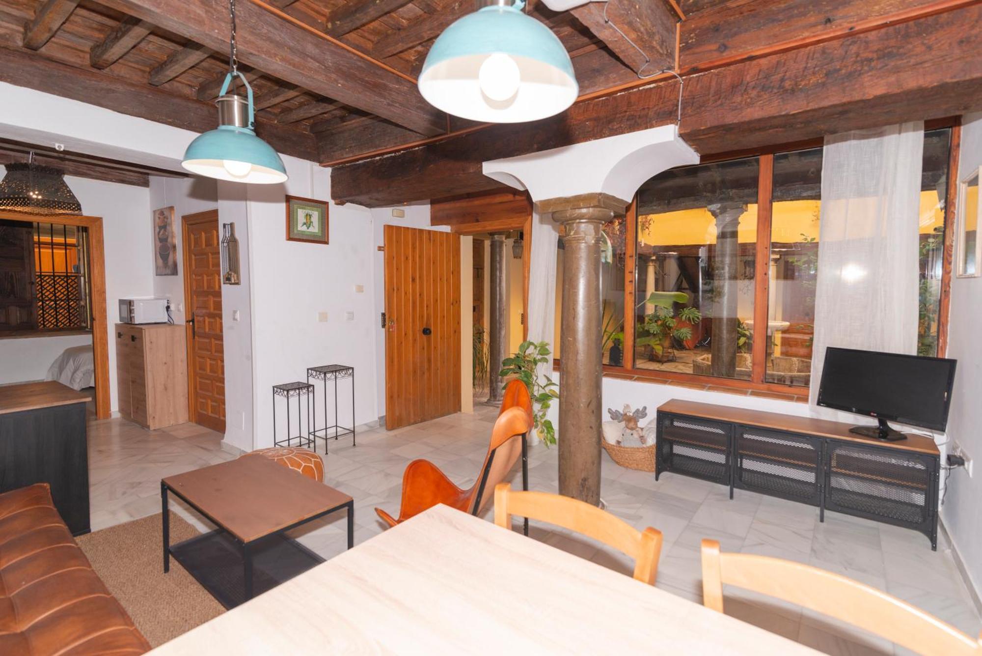 Alh Patio Apartamento Granada